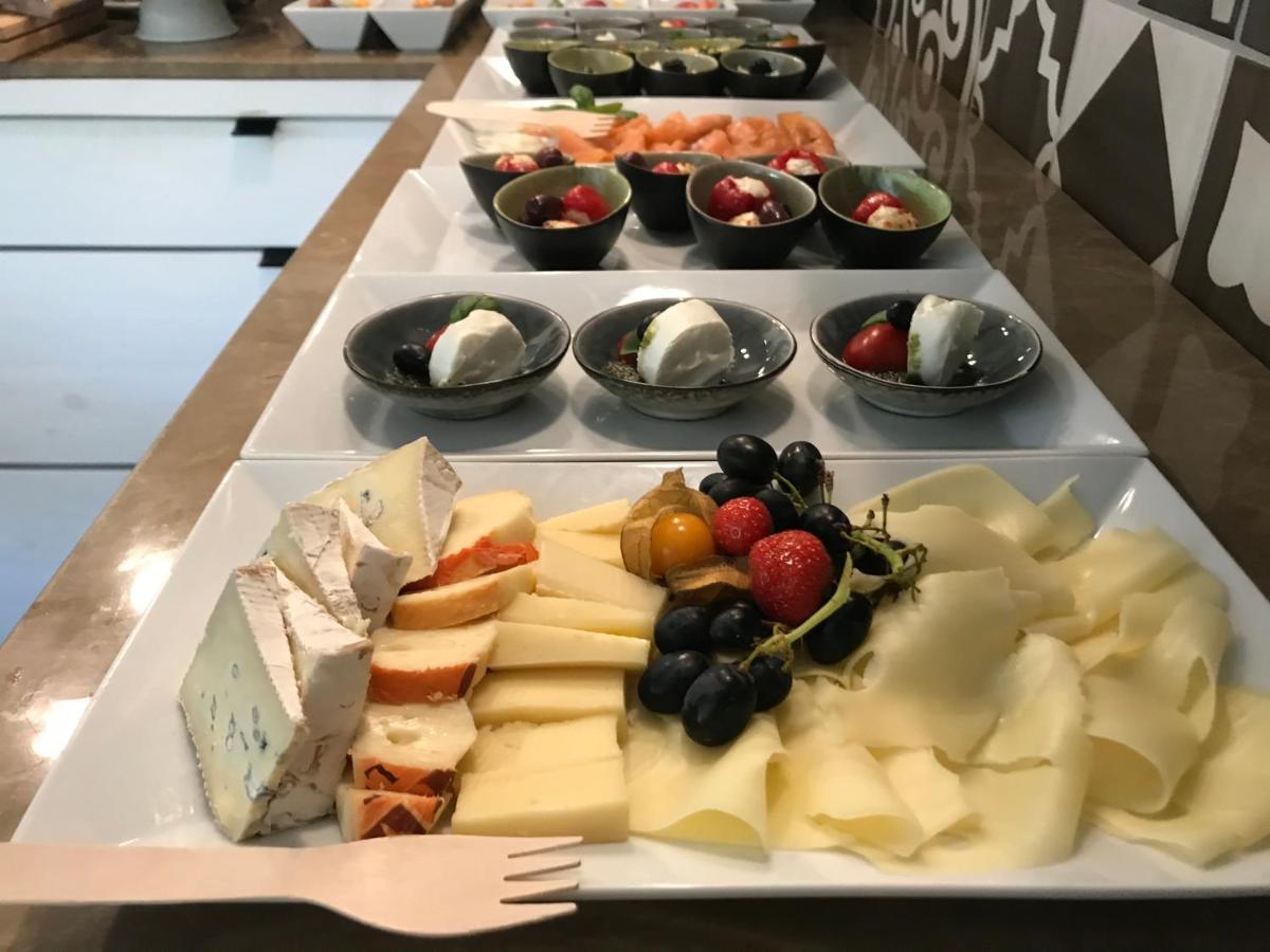 Weingut & Gastezimmer Edelmann Göttlesbrunn Eksteriør billede